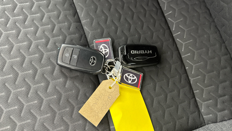 Toyota Yaris Cross 1.5 Hybrid Design 5dr CVT Hybrid Estate
